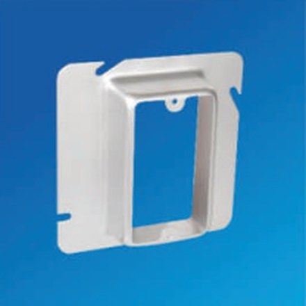 Square cover for a gangable box